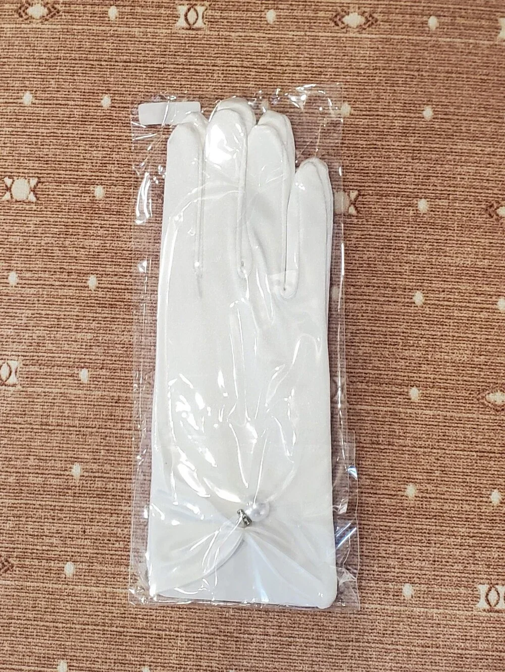 Wrist Length Pleat & Pearl Bridal Gloves